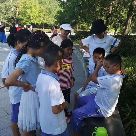 快乐暑假       书香为伴                                  ——濮阳市油田第五小学三年级六班暑假读书活动