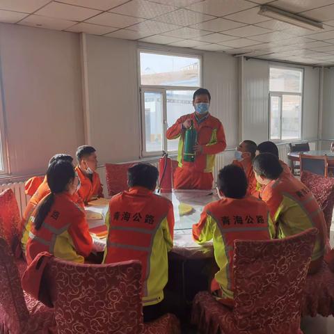 黑马河工区开展消防应急疏散及灭火演练