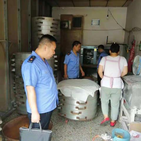 玉山食药所、工商所继续开展餐饮店、小作坊整治提升工作