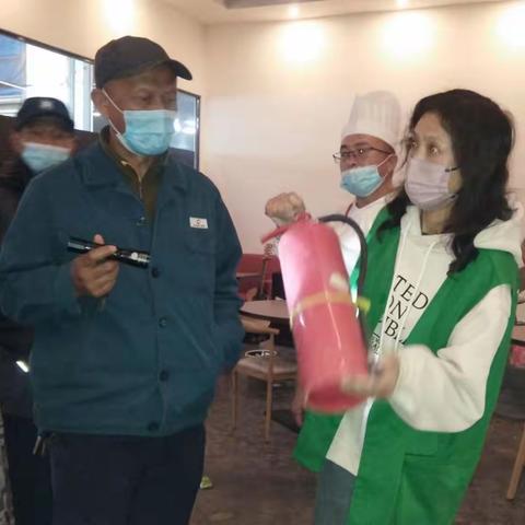 安全隐患“零容忍”——南区市场开展消防安全夜查行动