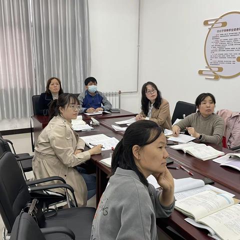 【“名师+”建设】学无止境，教无止境，研无止境——城关中学数学教研活动