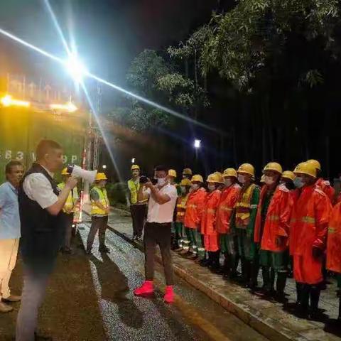 开展应急抢险演练 提升园林绿化处置能力