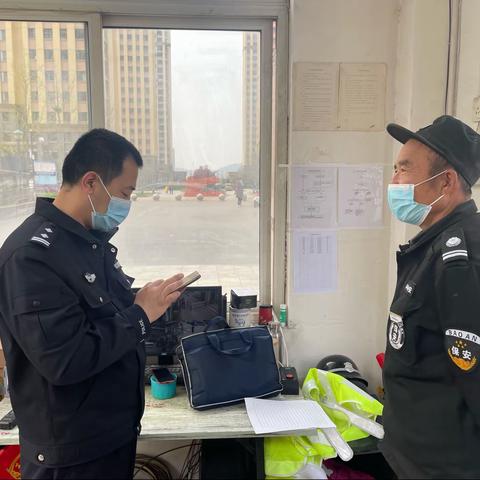 治安大队到部分小区检查督导保安服务工作