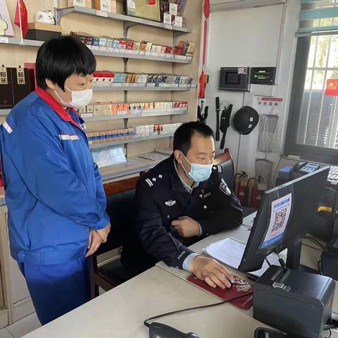 治安大队对辖区加油站进行安全检查