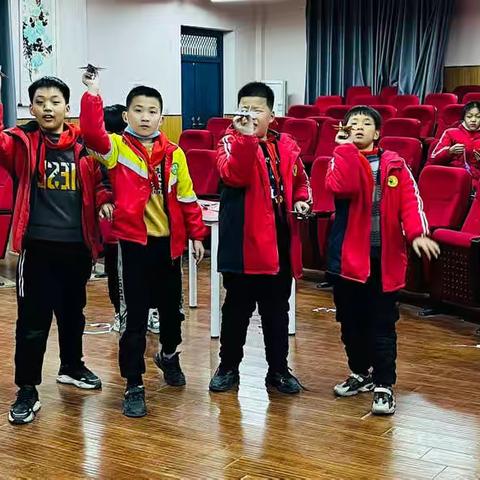 少年游龙，筑梦航空——洛龙区第三实验小学博美课程之航空模型社团