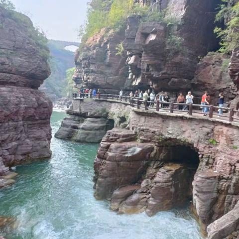 中原第一景——云台山红石峡