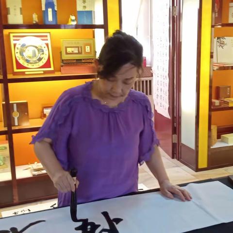 “品茗思源，不忘初心” —中秋茶礼．雷婉萍书法邂逅陕西“初心茶”