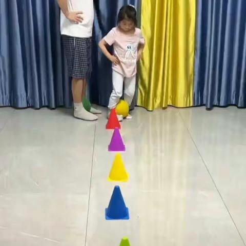 “停课不停学，快乐伴成长”——汽开区奔驰幼儿园小班线上游戏活动