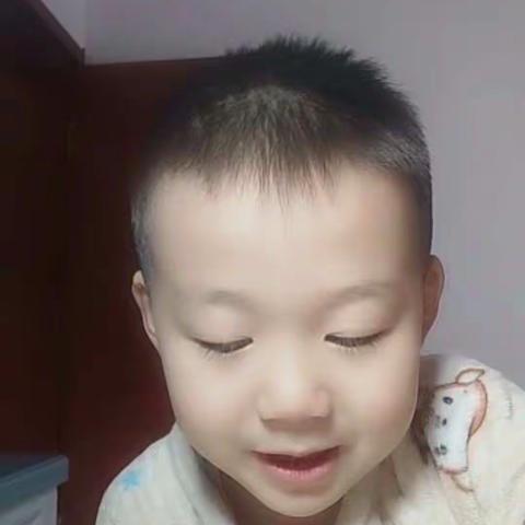 小小幼儿 抗疫有我