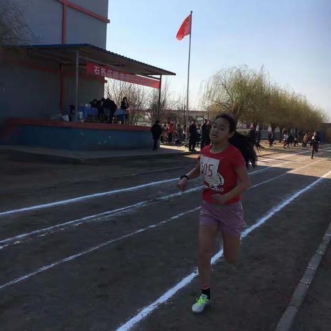 石各庄中心小学运动健儿勇创佳绩！