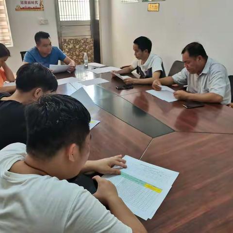 台楼村召开疫情防控疫苗第二针工作会议部署（6月19日）