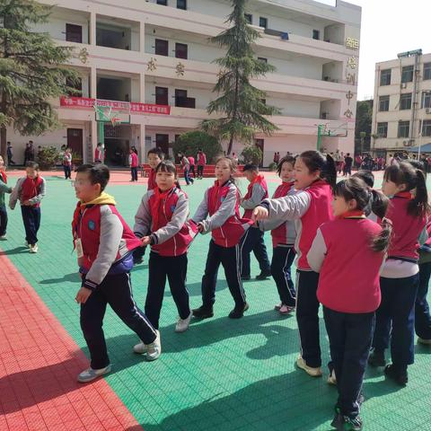 咸阳王敏寄宿学校四年级优秀作业展示