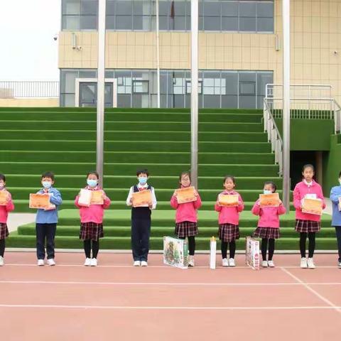 世界气象日“早预警、早行动”主题知识竞赛 康巴什区第一小学 颁奖仪式