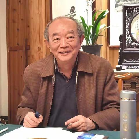 市企联召开驻会人员年初工作会