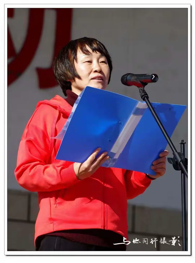 新城幼儿园张素敏园长致开幕词