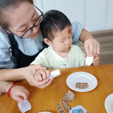 “月儿圆圆 月饼甜甜”中秋节主题活动