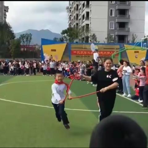 累并快乐着！第二年的运动会圆满结束了！希望来年再接再厉！😁💪