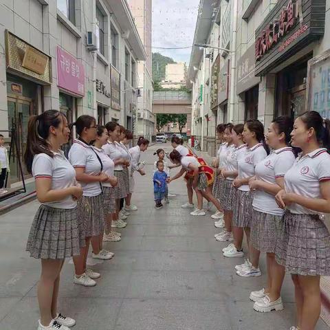 安塞区兰花花幼儿园第十七周苗宝们的精彩绽放