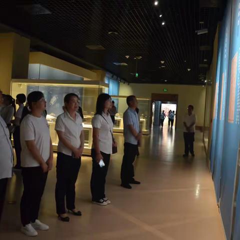 麟游县中心敬老院赴青铜器博物馆组织开展廉政主题党日活动