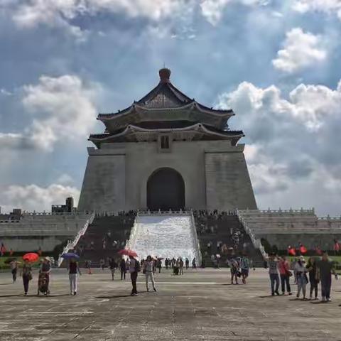 台湾行（第七天）台北  中正纪念堂、西门町、猫空山