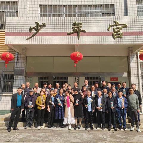 福满金秋，相约重阳——唐家铺中学开展重阳节主题系列活动