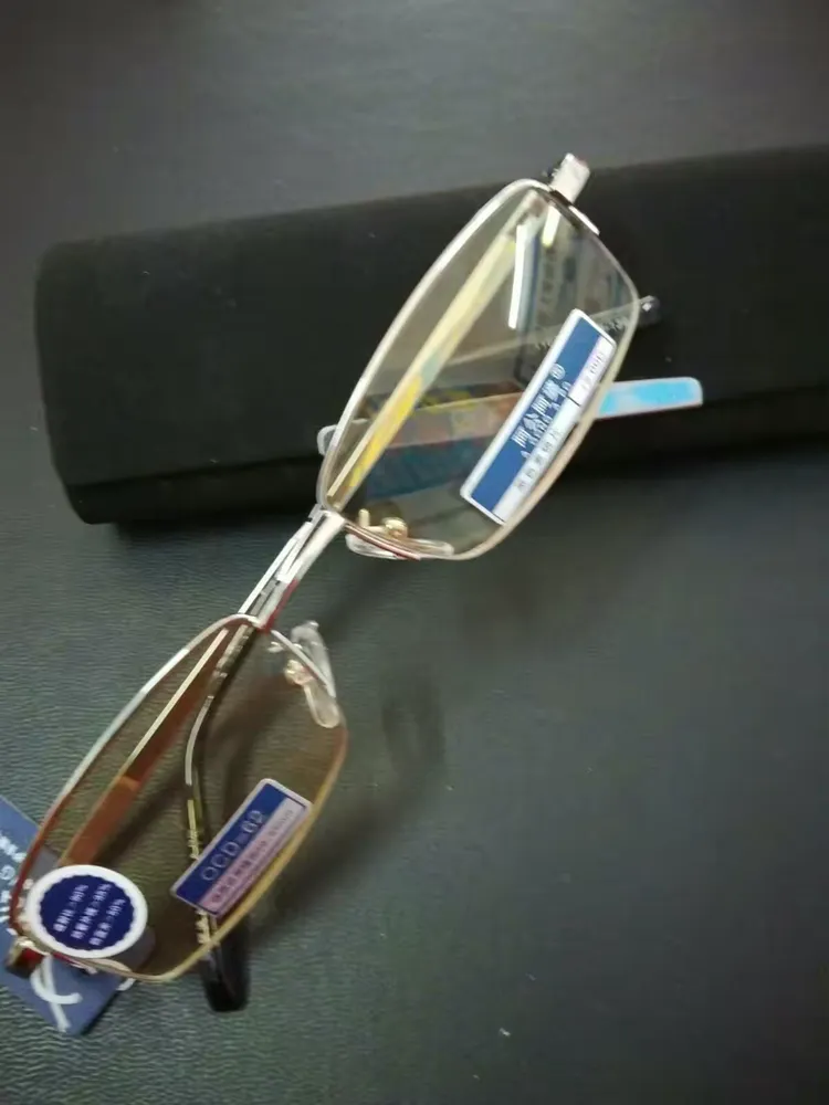 视力佳眼镜,你的视力保护站