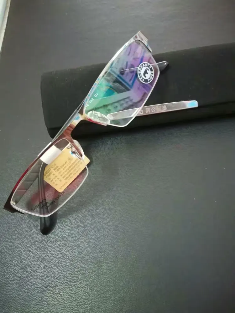 视力佳眼镜,你的视力保护站