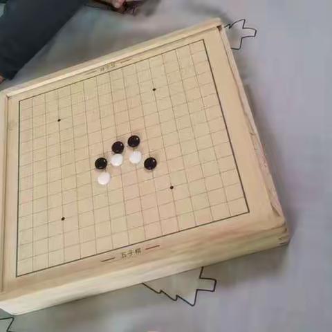 蓝精灵幼儿园疫情期间 孩子居家日常