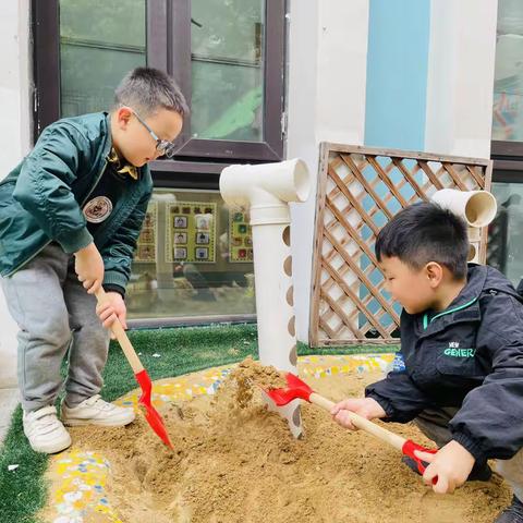 “纵情沙水 拥抱自然”—— 合肥市保利熙悦府幼儿园大三班农场及沙水活动