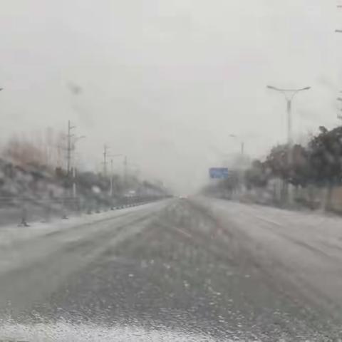 定陶大队加强雪天道路巡逻管控