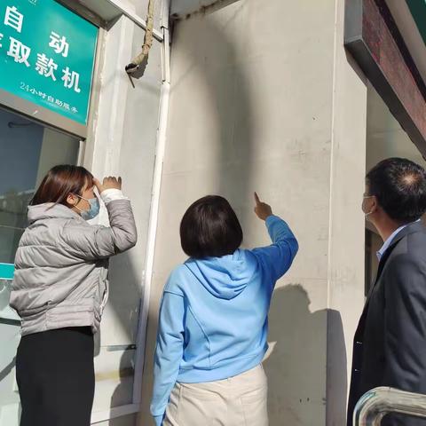 克旗支行开展2021 年第六个“管理人员网点服务体验日”活动