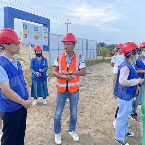 推进重点项目建设，人大代表在行动——利国镇组织人大代表开展重点项目建设监督视察活动。