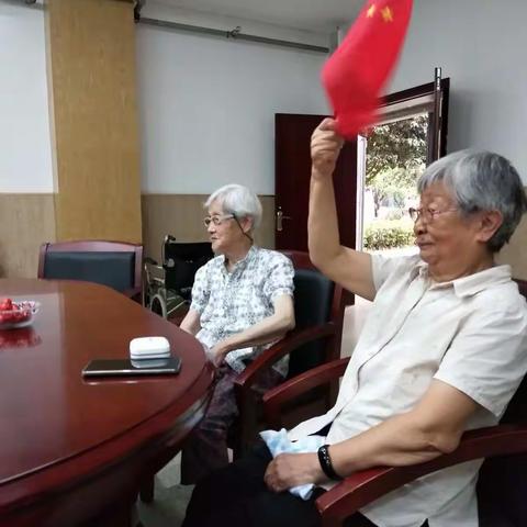 章彤 国家二级心理咨询师的美篇