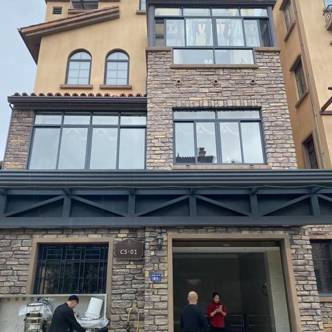 2023年2月11日受啊伟诚邀去龙岩新罗区江山林隐天下阳光城别墅喝茶聊天观光吃饭开心游