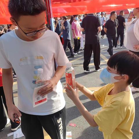 用心送清凉，为高考助威！