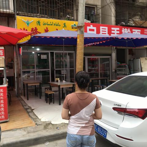 丰庆路社区治污减霾巡查