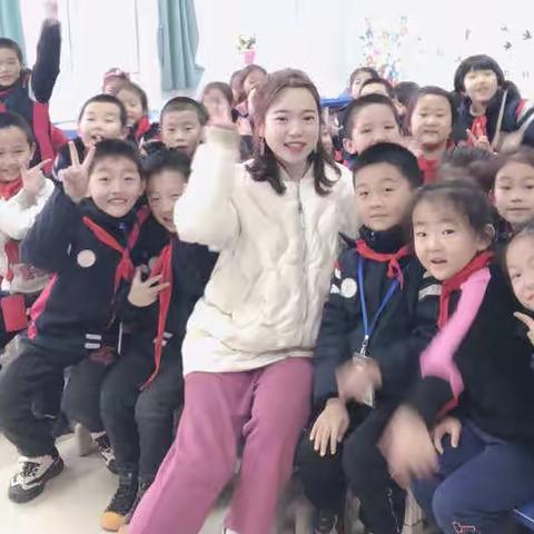 与故事为友 伴书香成长