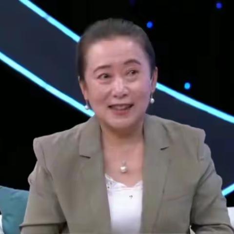 冰儿￼民主学校一年二班家长学习《家庭教育公开课》第十期