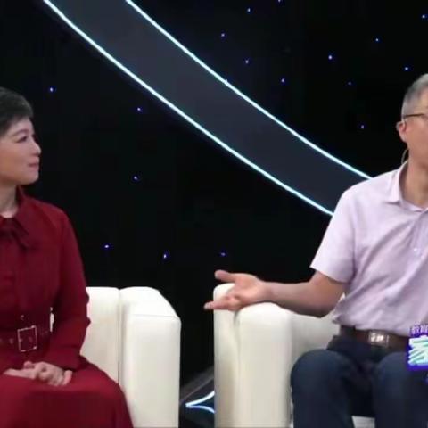冰儿￼民主学校一年二班家长学习《家庭教育公开课》第八期