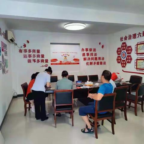 通州支行营业部酷暑走进社区