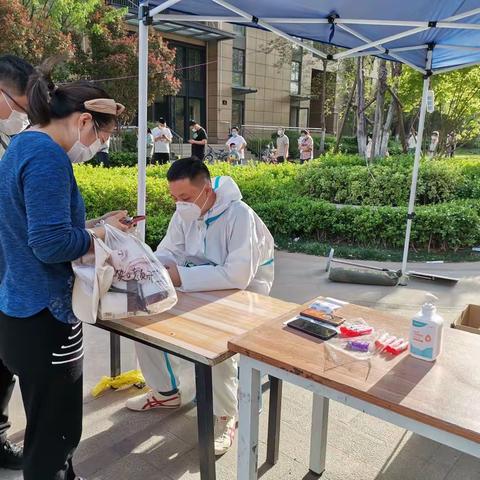 戮力同心战疫情，共克时艰担使命 ——下沉社区助力疫情防控