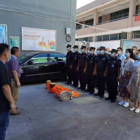 龙华市场安全生产月消防演练