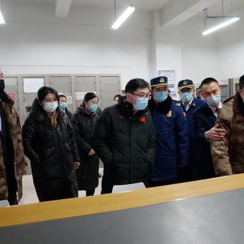 【七彩曙光】海淀区副区长徐振涛到曙光街道世纪金源购物中心进行消防安全集中夜查