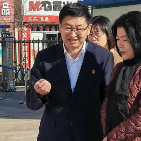 “向阳而生  向美而行”——扎兰屯市繁荣小学接受内蒙古自治区高水平合唱团评估组验收