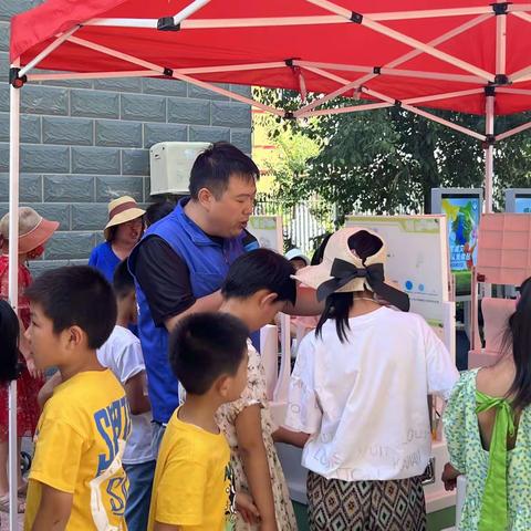 【幸福邻里•邻里学】东盛街社区开展“喜迎二十大 科普伴成长 快乐过暑假 ”主题活动