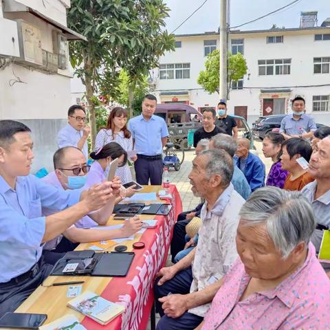 张湾支行：小卡片传递大服务，服务民生零距离