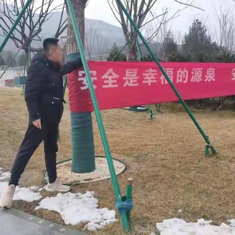 林场防灾减灾与安全保卫部对林区各部室开展节前安全生产督导检查活动