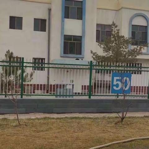 我是宿舍小主人，整理内务我最行
