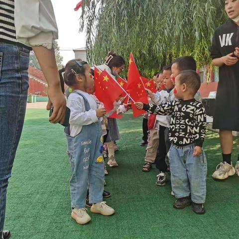 西申底小学幼儿园国庆节目