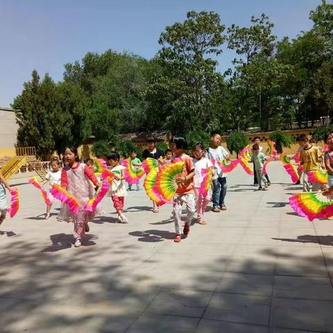 庆六一文艺汇演(张庄教学点2019..5.29)